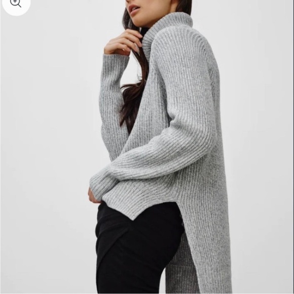 Wilfred Free Lin Grey Sweater High Low Hem 100% Merino Wool
Turtleneck Size S - Picture 4 of 15